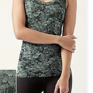 Athleta Momentum Floral Tank Top